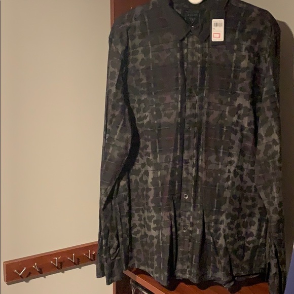Guess men’s button down shirt xxl multi - Picture 1 of 8